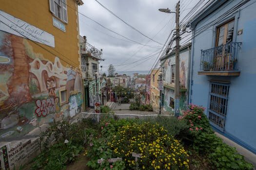 Cheap DIY garden path ideas: 10 ways to build a path for less